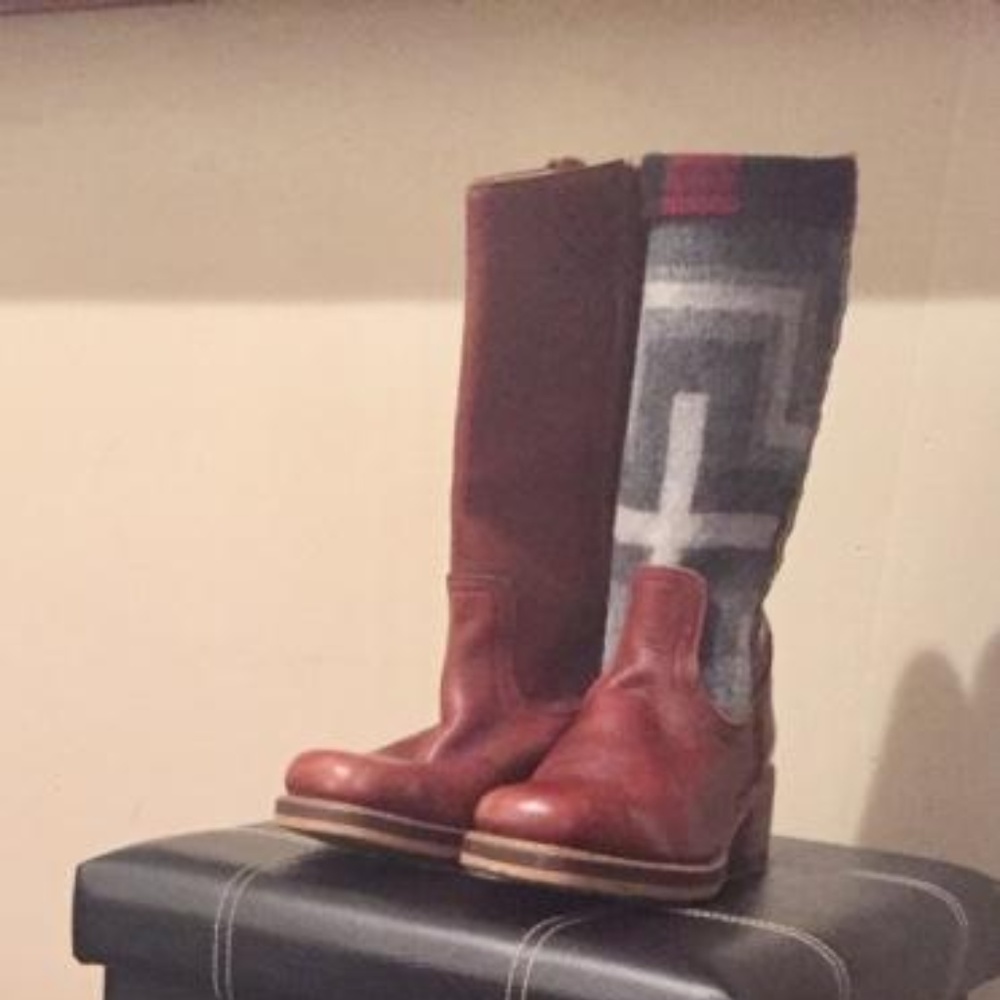 Custom Boots- Pendleton/Frye  NFS